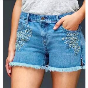 Gap Denim Daisy Girlfriend Short